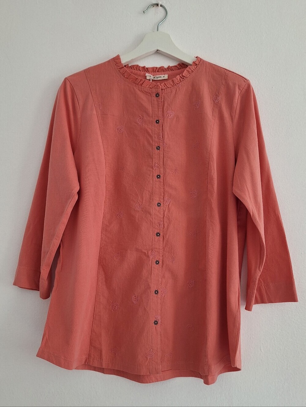 NWT WoolOvers Coral Button-Front Women's Blouse with Ruffle Neck